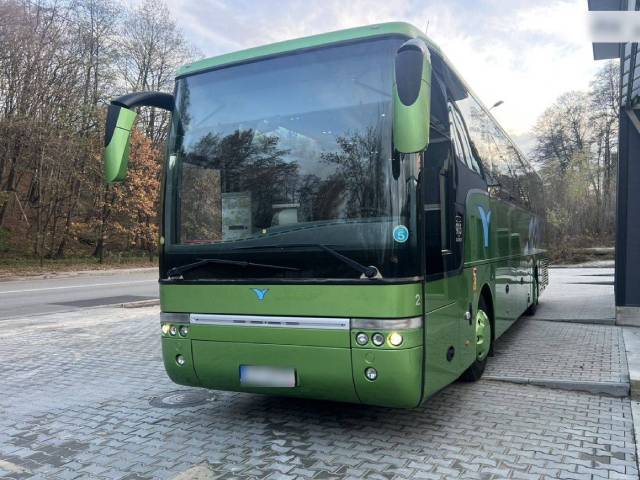 Van Hool T915